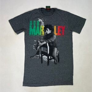 Bob Marley Smoking Weed Graphic T-shirt Women Small Gray Short Sleeve Music
